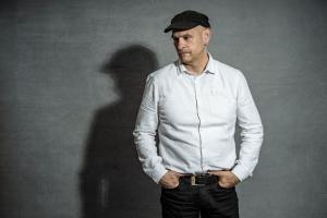 Bandgründer Patrick M. Wenzel aka Georg Kasperski, Jahrgang 1972, ist ein echtes Szenekind.